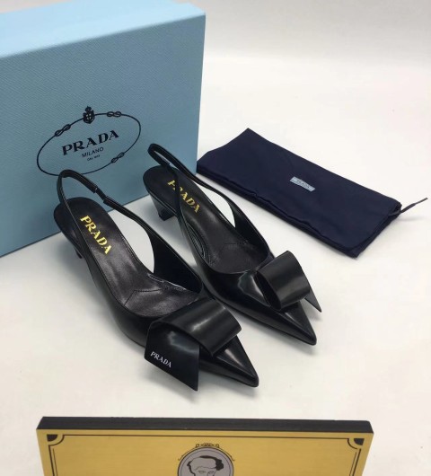 프라다 23ss prd 슬링백 (굽 4.5cm)