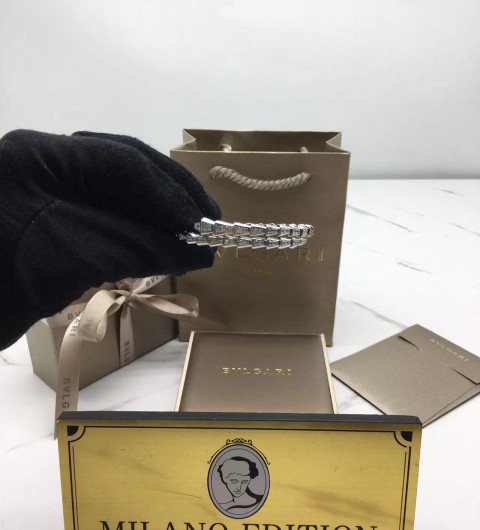 불가리 세르펜티 팔찌 